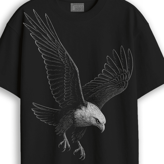 Close-up of Eagle Strike Oversized Animal T-Shirt showing high-definition eagle artwork, perfect for streetwear and nature lovers.