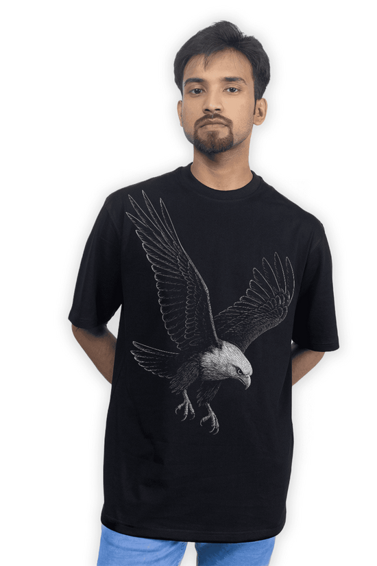 Eagle Graphic Oversized T-Shirt for Wildlife Art Lovers