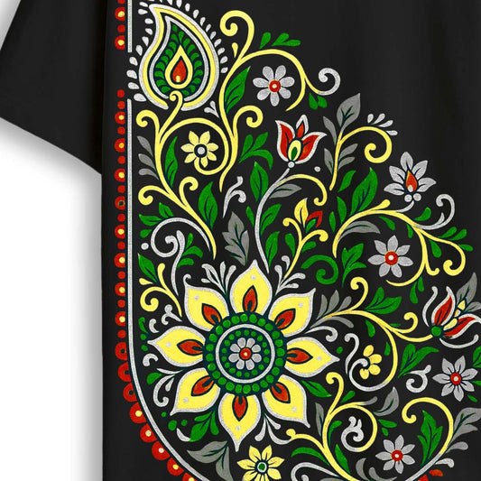 Floral Paisley Folk Art T-Shirt – Unisex Oversized T-Shirt