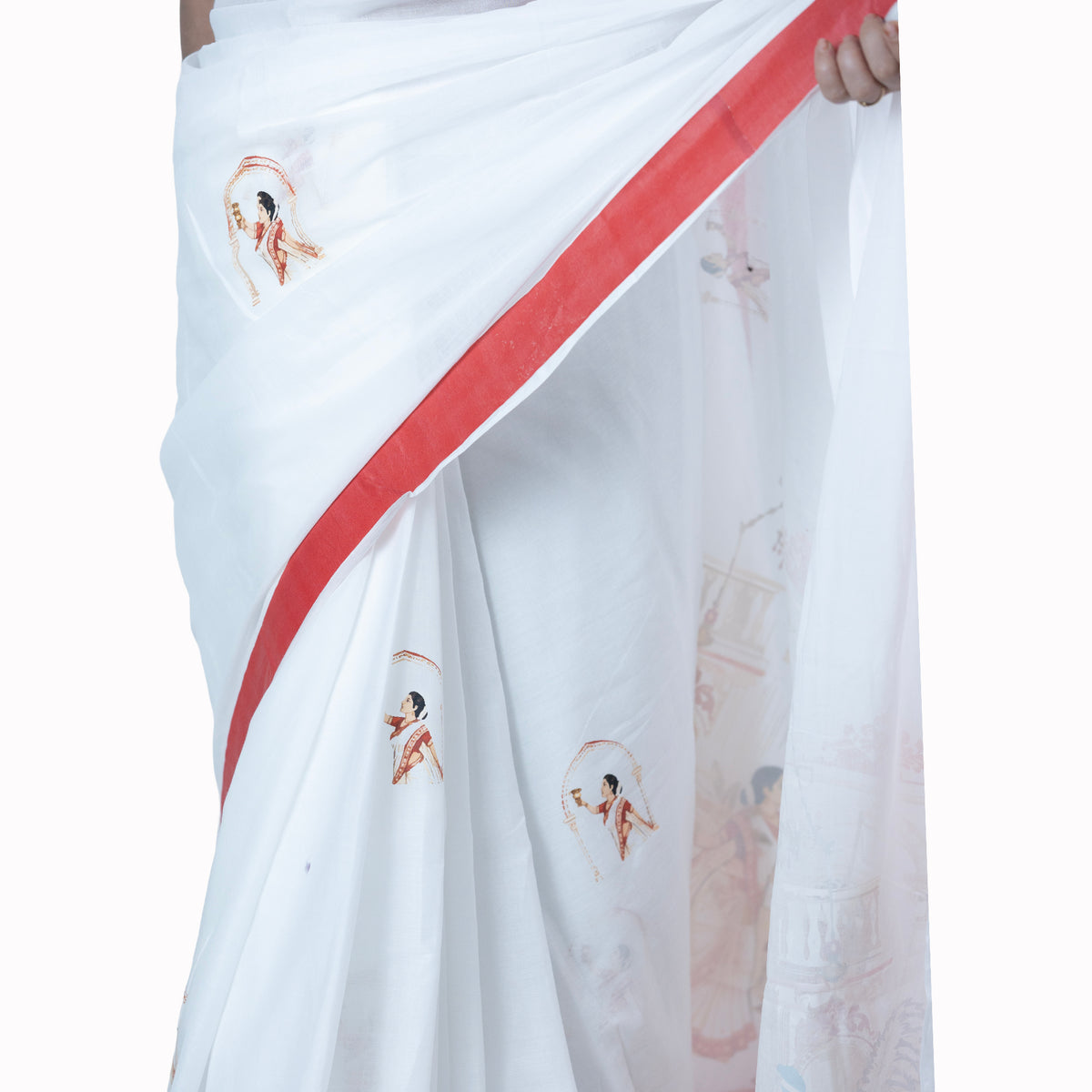 Bonedi Barir Durga Puja Saree – Thakur Dalan Ek-Chala Durga, Dhaki & Aarti Print with Red Laal Paar Border on White Khadi Cotton